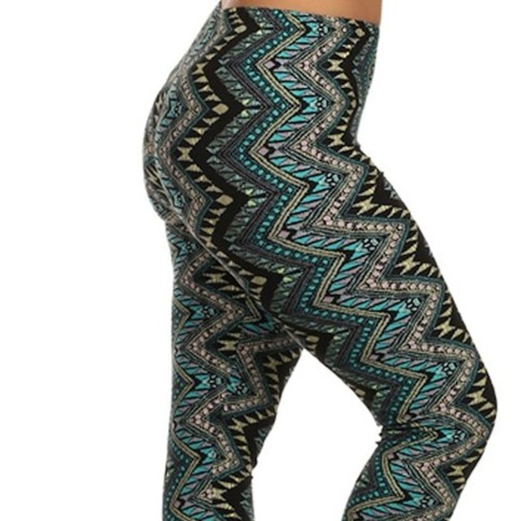 NEW PLUS GREEN BLACK CHEVRON LEGGINGS - Picture 2 of 4